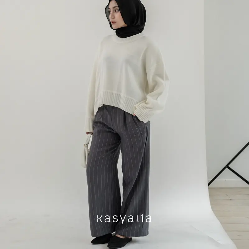Kasyalia - Sadie Oversized Sweater 4
