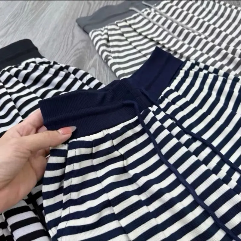 [CÓ BẢN NẤM] QUẦN SUÔNG CẠP CAO ỐNG RỘNG VẢI NỈ HAI DA PHONG CÁCH TRẺ TRUNG NĂNG ĐỘNG MẪU MỚI 2025 | BigBuy360 - bigbuy360.vn