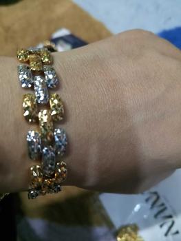 Product Review of Harini[Beli 1 Dpt 1 raya gift ](COD)Gelang Barang Kemas Titanium, Hidup Sahaja, Bahan TITANIUM, Tempat Barang Kemas, Borong, Sesuai untuk Strim Langsung from D**r 2