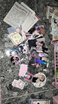 Product Review of kpop pin peniti (dapet pc + freebies) from ʜ**ɴ 0