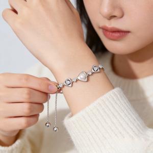 Freshwater pearl bracelet and anklet | Hypoallergenic sliding bracelet