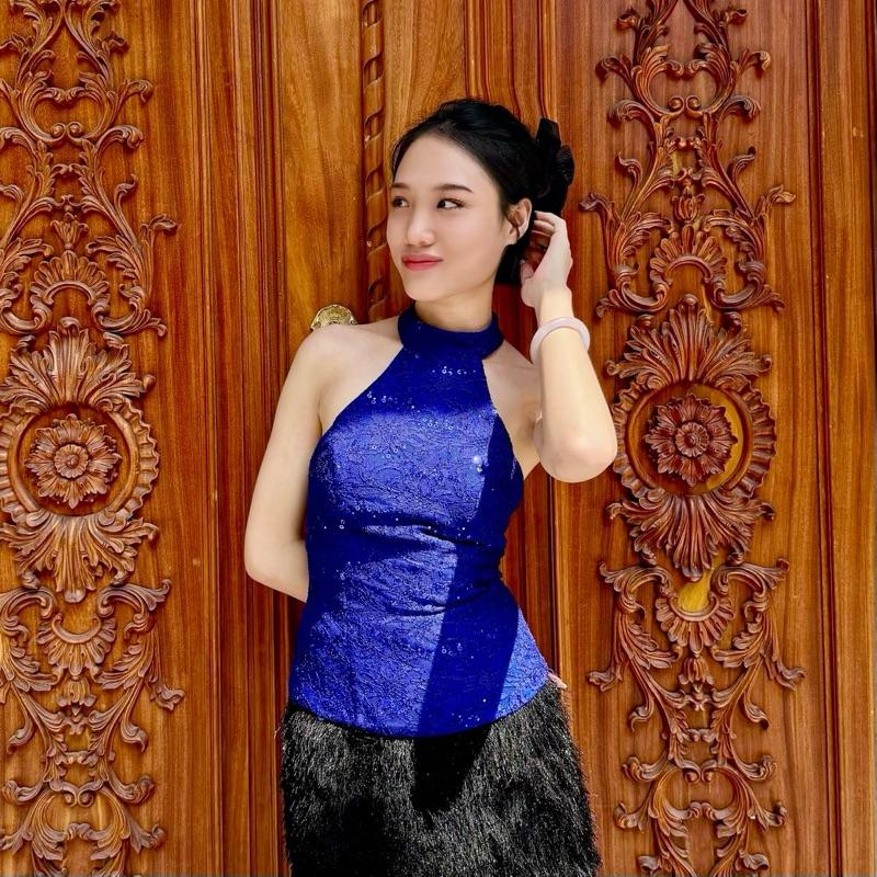  ÁO YẾM CỔ LỌ REN KIM SA HOẠ TIẾT BÔNG DỄ THƯỜNG 