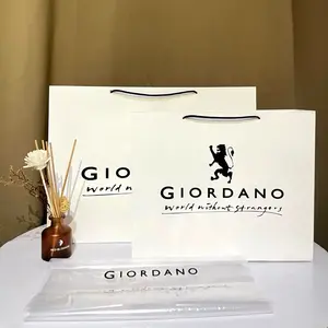 Paper Bag GIORDANO Paper Bag Pembungkus Kado