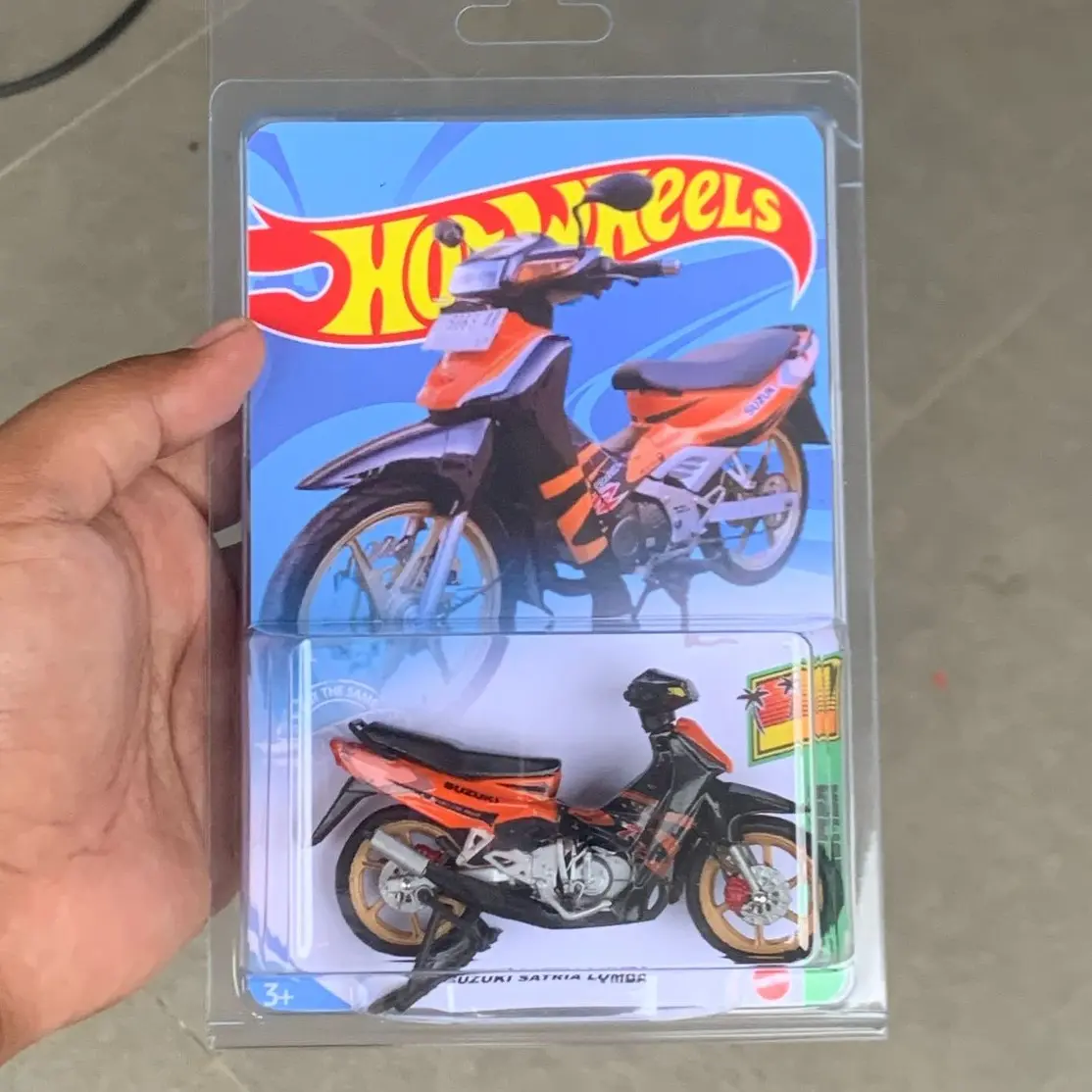 Miniatur Satria Lumba skala 1:20 hotweels miniatur motor 2 stroke