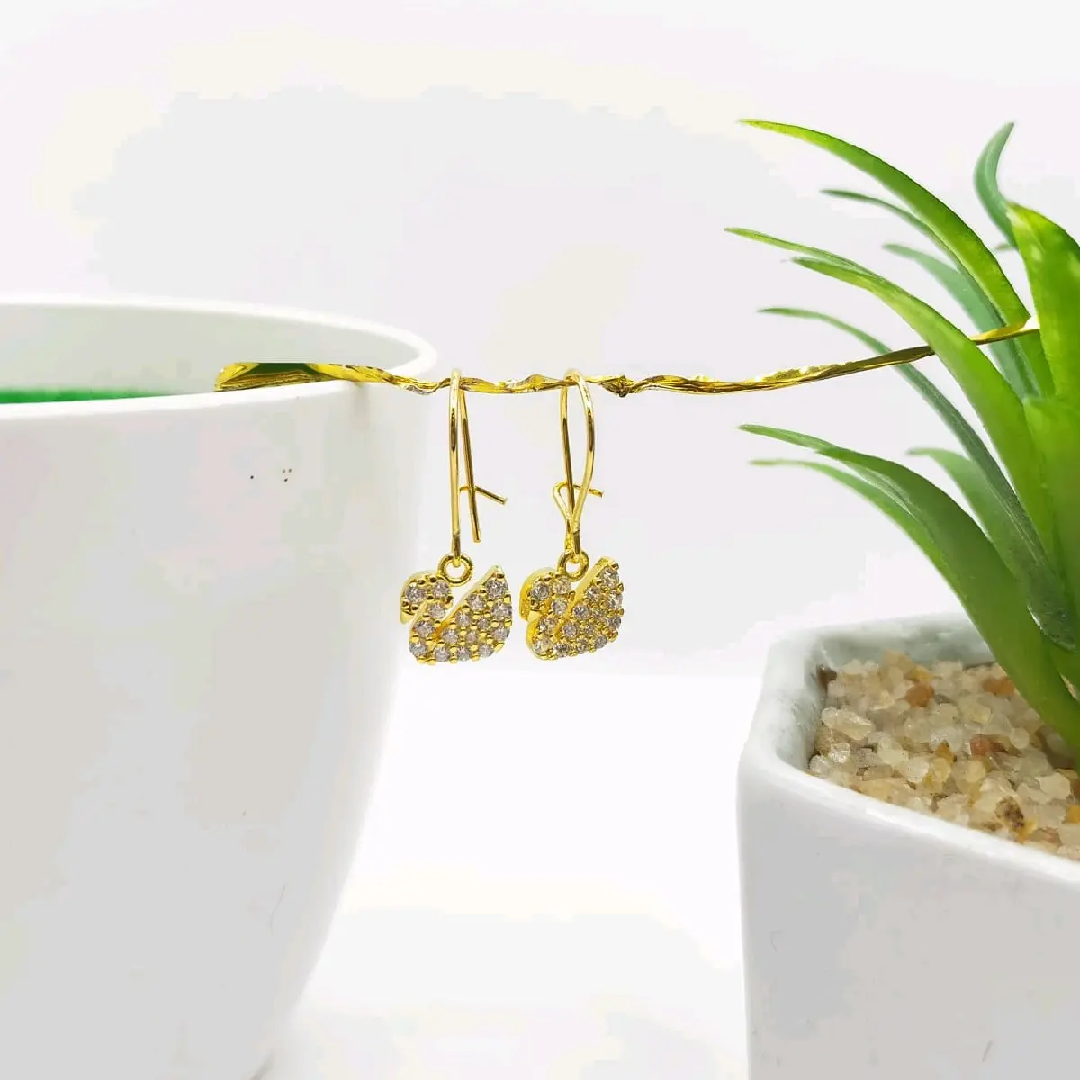 anting angsa permata pakai harian