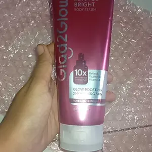 [10K EXTRA DISCOUNT] Glad2Glow 2in1 Day And Night Body Lotion Set- Niacinamide+Retinol Paket Siang Malam Mencerahkan Kulit Menghaluskan Kulit Melembabkan Kulit Perawatan Tubuh Serum Tubuh Glowing Paket Serum Body Serum Vitamin B5 Vitamin E Kulit Cerah