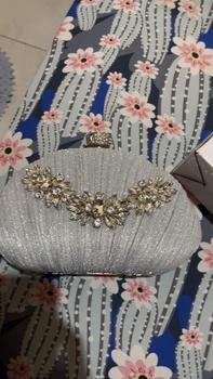 Product Review of Tas Pesta PRESLEY Embellished Crystal Box Clutch Wanita from C**a 1