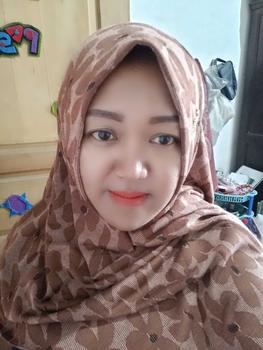 Product Review of GerayHijab- Segitiga Instan Haura bahan Knit by Zee hijab from v**💋 0