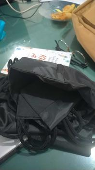 Product Review of Tas Serut Polos Bahan Satin Tahan air Pria Wanita Travel Mudik Hitam from u**9 0