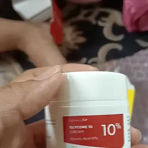 Glycore 10% Cream 10 gr Krim Pemutih Wajah / Flek / Bekas Jerawat