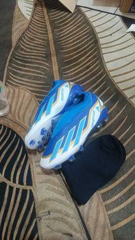 Product Review of Sepatu Bola Anak Junior Size 34-38 + Bonus Kaos Kaki/Deker - Boots from K**T 1