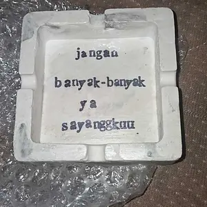 Asbak Custom Tulisan free box untuk hadiah / souvenir custom warna Asbak Asbak Asbak Asbak Asbak Asbak