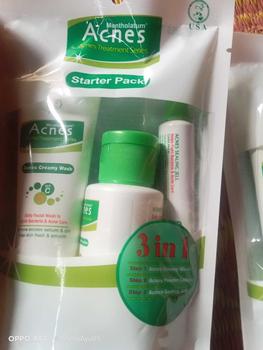 Product Review of ACNES Starter Pack / Travel Size (Creamy Wash, Powder Lotion, Sealing Gel) from M**y 0