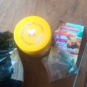 Olive Care Vitamin Kucing NATIVE+ GOLD 110gr Protein Tinggi GOLDEN POWDER untuk Peningkat Nafsu Makan, Berat Badan, Gembul, Kulit Sehat, Cegah Bulu Rontok, Imunitas, Daya Tahan Tubuh, Kesehatan Pencernaan, dan Pelengkap Nutrisi Makanan Harian Kucing
