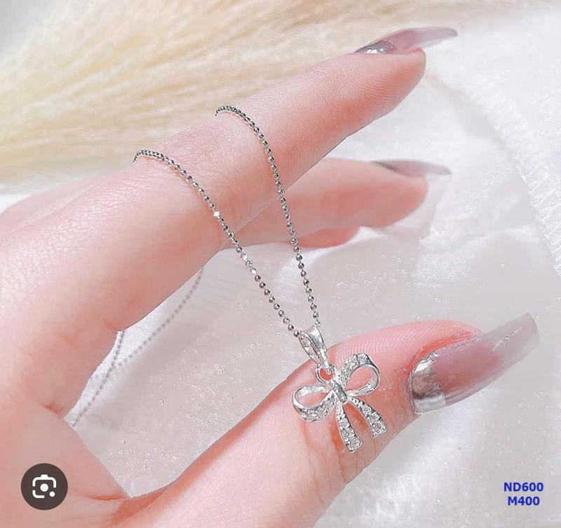 dây chuyền Thiết kế Nơ xinh , nhẹ nhàng ,sang trọng , quý phái  dành cho nữ
