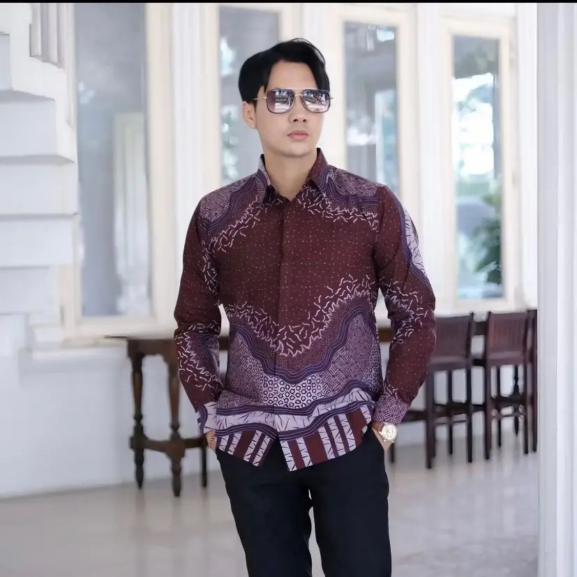 Kemeja batik pria lengan panjang Bara Burgundy Slimfit bahan katun prima lapis furing Baju Motif bara burgundy