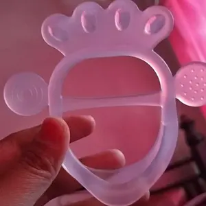 KOI STORE Bayi teether mainan bayi menggigit gelang silikon bahan