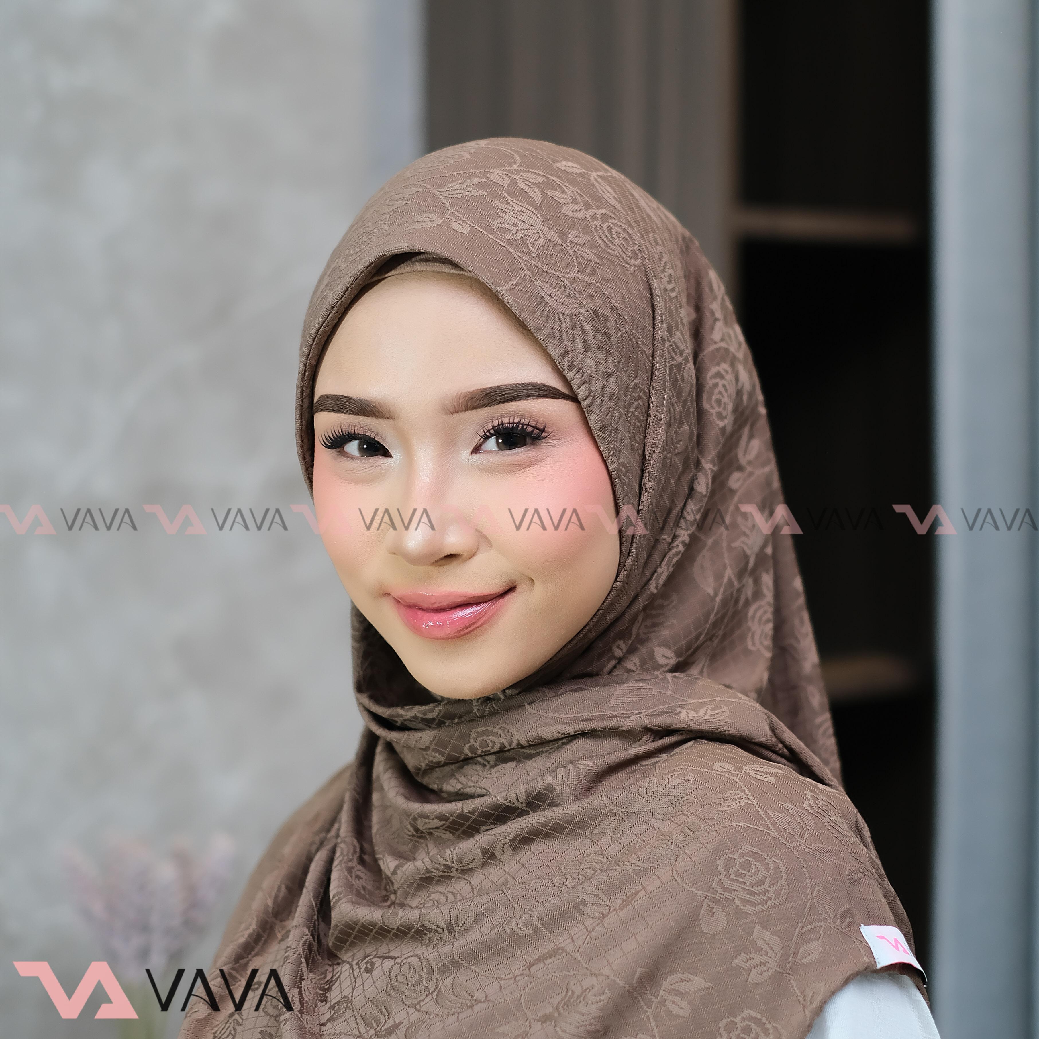 VAVA Hijab - Rosse Bergo Instan Syar'i Hijab Motif Bunga Jersey Jaguard