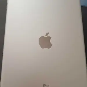 [Bekas][ pcdiy exclusive] Apple iPad 6 PROMOTERMURAH Dukungan cod. 7 hari  pengembalian tanpa alasan dan pengembalian dana, 30 hari untuk mengganti unit baru, Garansi satu tahun, dan hadiah yang berguna, Jaminan 100%  barang asli!