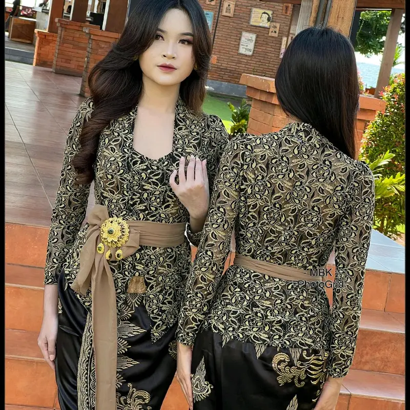 KEBAYA BROKAT ALEXA PANJANG DAN PENDEK 5
