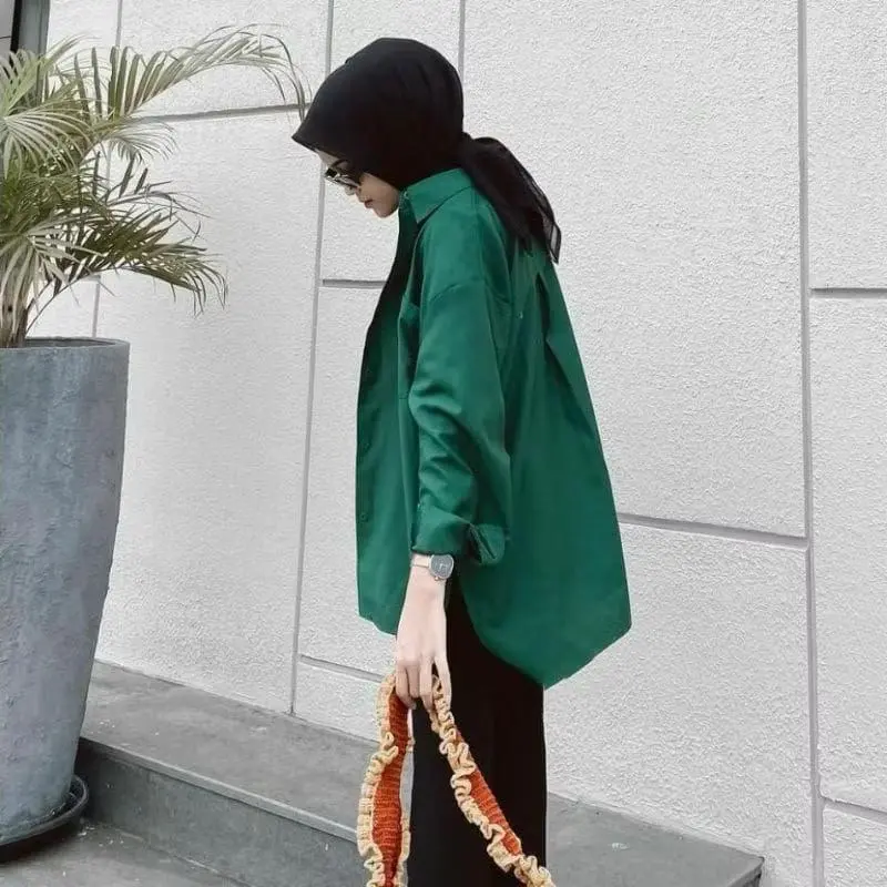 Atasan Wanita Kemeja Olive Lengan Panjang Polos Premium 7