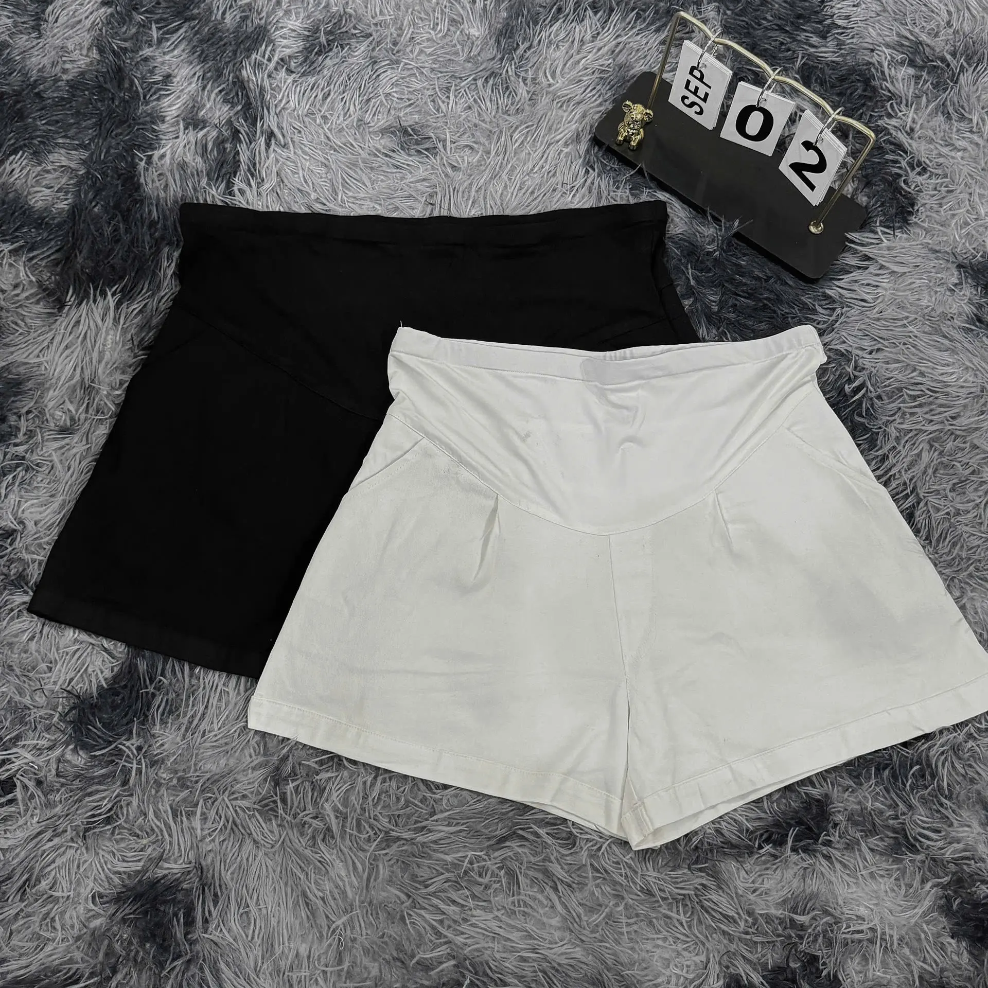 COMBO 2 MÀU 1 ĐEN + 1 TRẮNG