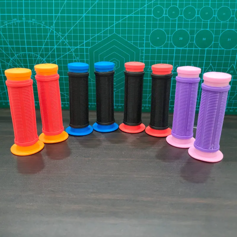 hand grip sepeda anak 12 16 18 inch warna 0
