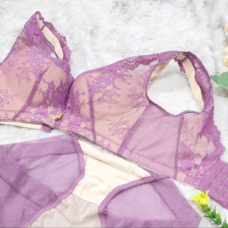 [ isi 3pcs randoom ] Bra Wanita Set+CD Bra Tanpa Kawat Size 32-36 Cup A to B Bra Penekan Lemak set 1357 4