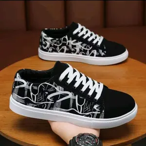 sepatu peria / wanita sepatu Sneakers fentino tren kekinian