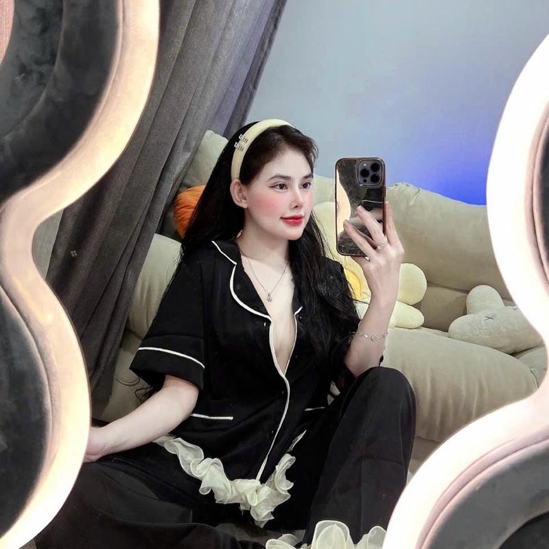 Sét Bộ Ngủ Pijama Tay Ngắn Ren Xoắn Hoa Hồng Chất Lụa Latin Mềm Mại Mịn Mát Freesize 40-60kg Cho Nữ