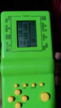 Product Review of DK Classic Hand Held Battery Opearated Brick Game from J**r A** 1