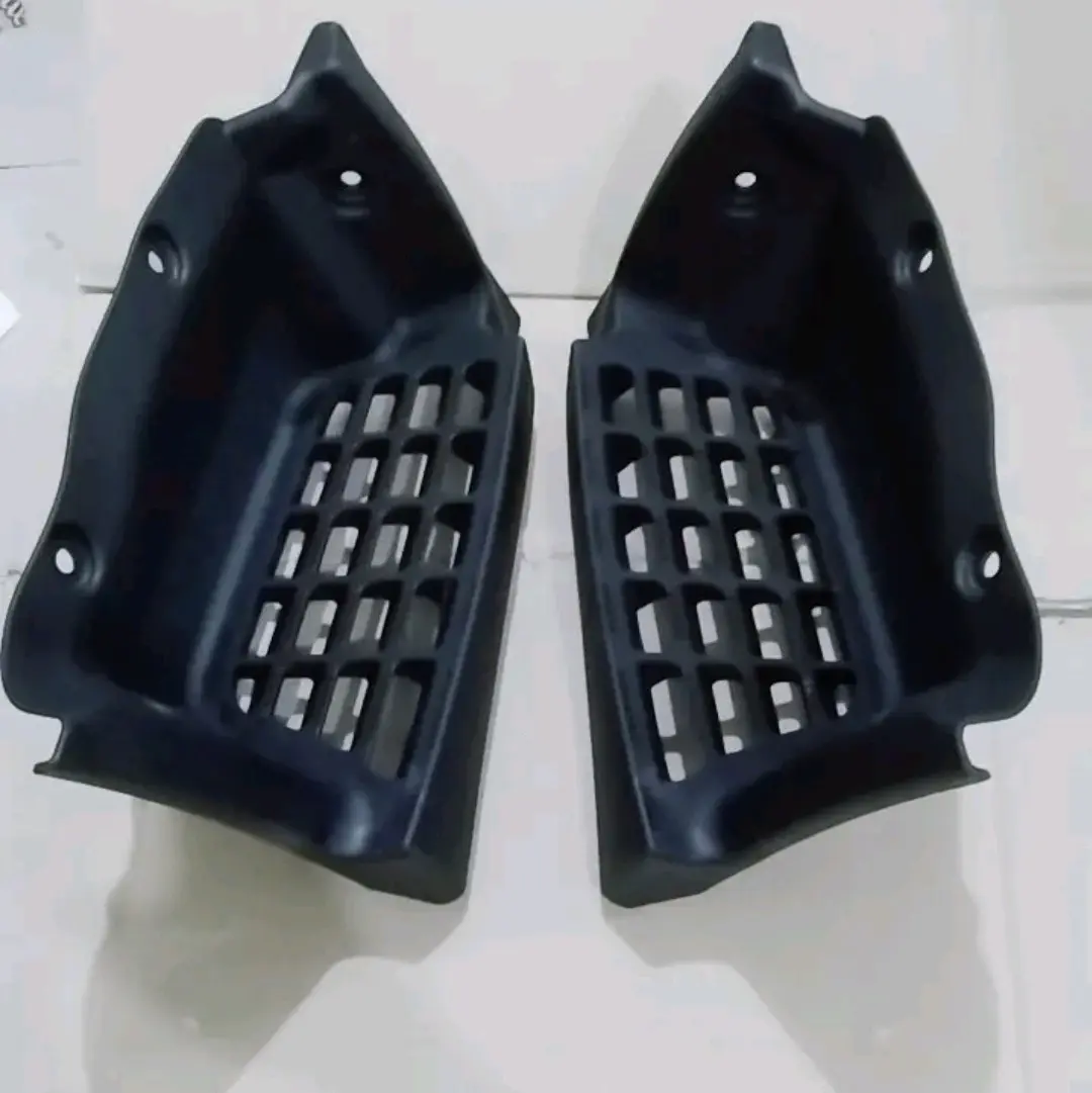 FOOT STEP / INJAKAN KAKI MITSUBISHI FE71 PS 110 125 CANTER TURBO INTERCOOLER harga 1 sett