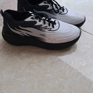 KAZORA Sepatu Original Sneaker Sekolah Olahraga Sport Running Phylon Empuk Dan Ringan Berkualitas Premium Pria Dan Wanita Sepatu Jogging Hitam Abu Putih Pink Outdoor Laki laki Dan Perempuan