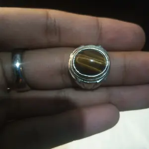 etnik asesoris cincin tiger eye