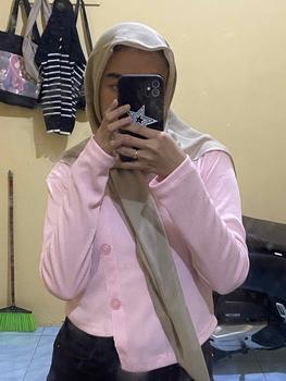 Product Review of Hollingberry - Chae Top Knit Atasan Wanita from ** 1
