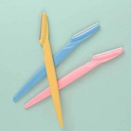 Pencukur Alis Plastik Serbaguna 1