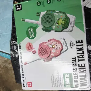 Walkie Talkie Nirkabel Anak Jarak Jauh 300 Meter Edukasi Mainan Telepon 2pcs Hadiah Anak-anak