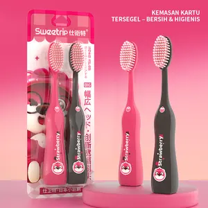 Sweettrip Sikat Gigi Strawberry Bear Desain Menggemaskan Kemasan Kartu Tertutup Kepala Ekstra Besar & Lebar Pembersihan Efisien Set Pasangan Mulut Big Mac dengan Kepala Sikat Ekstra Besar untuk Gigi Sensitif
