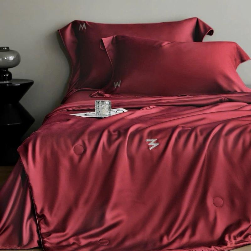 Siêu mát Bộ phi lụa 4 món: 2 vỏ gối 1 chăn trần,1 gra tặng vỏ ôm