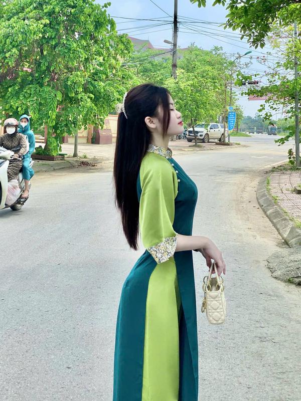 Lyna Fashion Áo dài cách tân nữ BST Bách Hoa Xuân màu xanh mềm mịn Sen Voan Hoa Sen Vải lụa cao cấp thiết kế 2 tà phối tay dáng lỡ 1.15m-1.2m chuẩn form dáng tỉ mỉ từ đường kim mũi chỉ