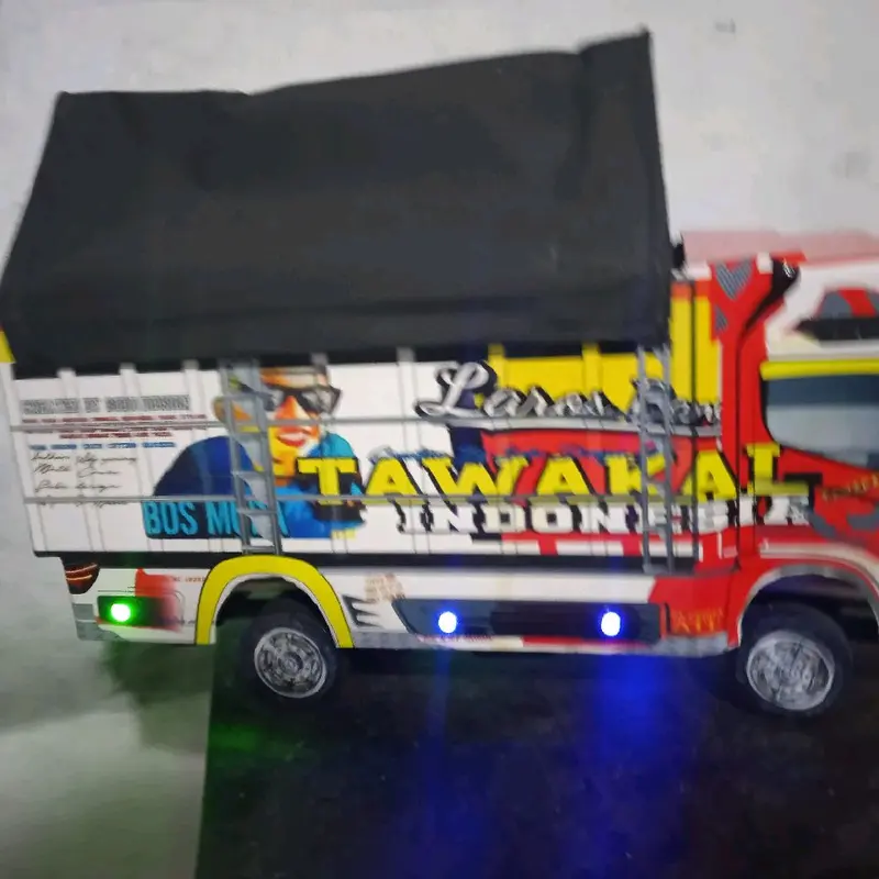PROMO MINIATUR DUMP TRUK KUNING BISA JUNGKIT KABIN DAN BAK VARIASI LAMPU LEED RGB Anak Toy Mainan 4