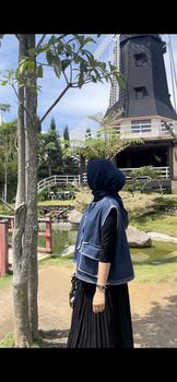 Product Review of NUZI - Haein Vest Jeans Premium Kemeja Rompi Outer Wanita Atasan Oversized Woman Import Korean Style Shirt Stripe Sleveless from D**🇸 0