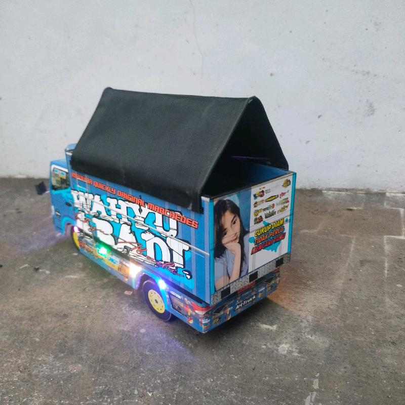 minaitur truk oleng canter wahyu abadi biru full lampu leed bisa belok oleng gasruk 3