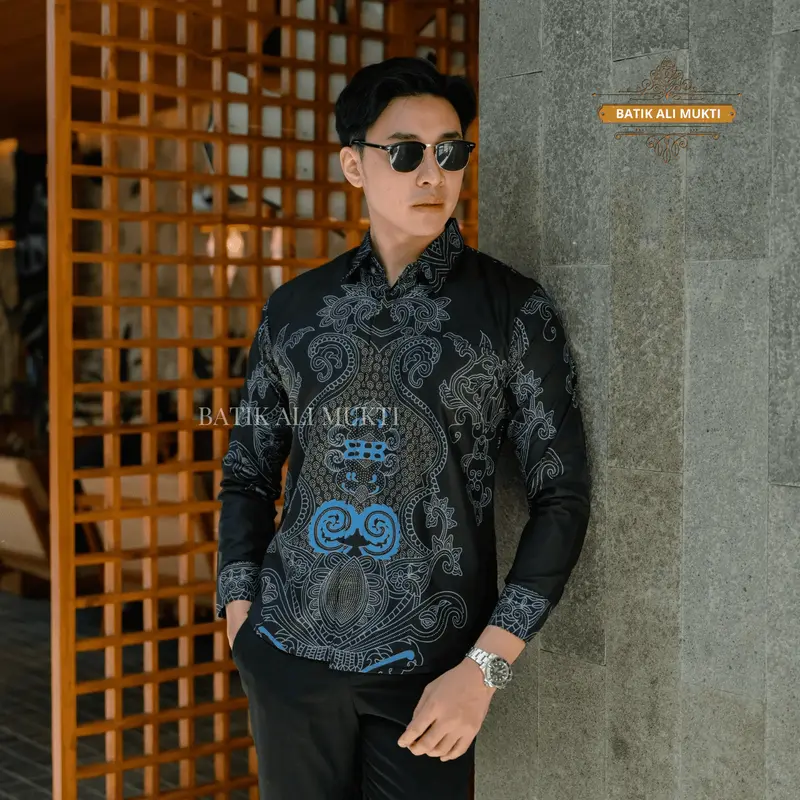 Batik Slimfit Pria Lengan Panjang Baju Kemeja Kondangan Anak Muda Katun Halus Furing Motif Wirabuana Denim 0