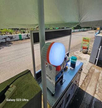 Product Review of Lampu Emergency Gantung / Magnet UFO 300w 400w (SUPER Terang) Cas Hp Usb from p**4 1