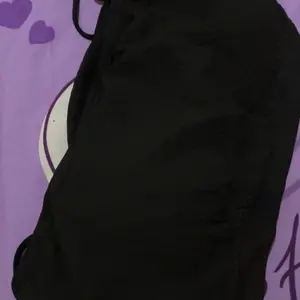 Istana - 1019 Atasan Sports Bra Wanita Tank Top Crop Fit 70A Dengan Busa Tipis