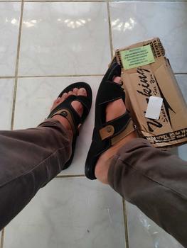 Product Review of Working Sneakers For You Sandal Pria Kulit R-02 from F**y P**a A**i 1