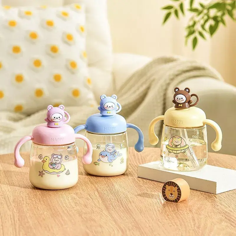 Gelas Botol Minum Anak Karakter Boneka Beruang 350ml / Botol Bayi Baby Training Cup dengan Sedotan dan Gagang B 2387-HOTPLAIN