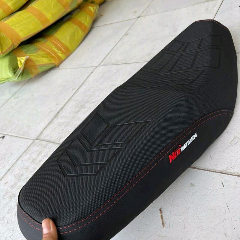 Yên 2 Tầng bọc da Xương Cá gắn xe Wave nhỏ, alpha 50,100, RS,... Yên Xe Máy.