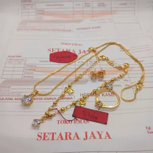 bisa cod,terbaru satu set perhiasan wanita,berlapis emas,cocok untuk wanita,dan dibawak kemana aja,free ada surat dari tokoh